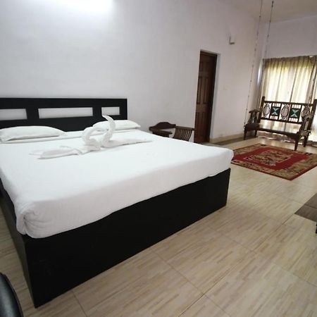Mount N Mist Hotel Ooty Exterior photo