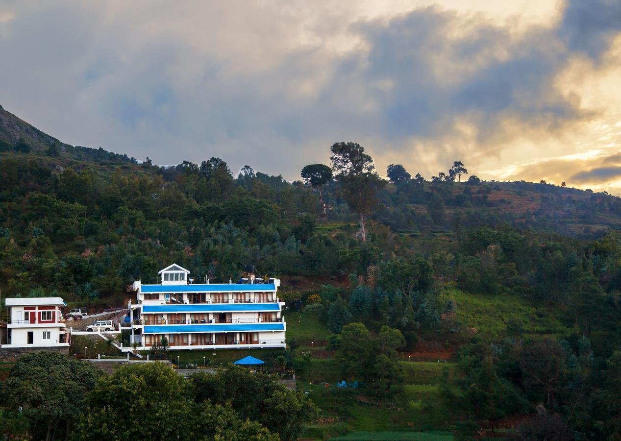 Mount N Mist Hotel Ooty Exterior photo